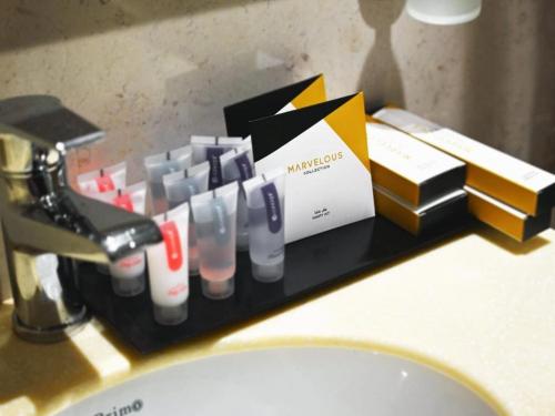 تجهيزات-إحدى-حمامات-غرف-فندق-بتول-أجياد-مكة-المكرمة-السعودية-من-شركة-الحرية-للحلول-التسويقية-والعقارية