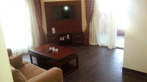 إحدى-الوحدات-الفندقية-في-منتجع-فندق-بورتو-ساوث-بيتش-العين-السخنة-من-شركة-الحرية-للحلول-التسويقية-والعقارية